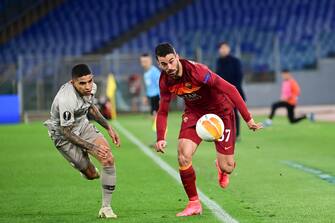 Roma vs Shakhtar Donetsk - Europa League 2020/2021 - Ottavi di Finale - Andata Foto Luciano Rossi/AS Roma/ LaPresse
11/03/2021 Roma (Italia)
Sport Calcio
AS Roma - Shakhtar Donetsk
Europa League 2020 2021
Stadio Olimpico di Roma
Nella foto: Leonardo Spinazzola, Dodò
Photo Luciano Rossi/AS Roma/ LaPresse
11/03/2021 Rome (Italy)
Sport Soccer
AS Roma - Shakhtar Donetsk
Uefa Europa League 2020 2021
Olimpico Stadium of Rome
In the pic: Leonardo Spinazzola, Dodò