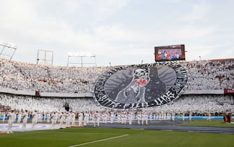 SEVILLE, SPAIN - MAY 18: Frankfurt fans' display during the UEFA Europa League Final between Eintracht Frankfurt v Rangers at the Ramon Sanchez Pizjuan Stadium, on May 18, 2022, in Sevilla,  Spain. (Photo by Craig Williamson/SNS Group via Getty Images)