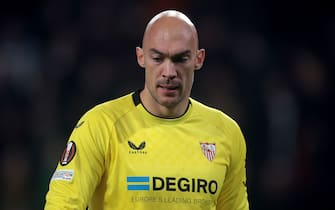 EINDHOVEN - Sevilla FC goalkeeper Marko Dmitrovic during the UEFA Europa league play-off match between PSV Eindhoven and Sevilla FC at Phillips stadium on February 23, 2023 in Eindhoven, Netherlands. AP | Dutch Height | Jeroen Putmans /ANP/Sipa USA