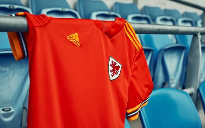 divise adidas calcio
