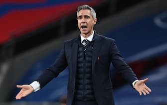 epa09109071 Poland's Head Coach Paulo Sousa reacts during the FIFA World Cup 2022 qualifying soccer match between England and Poland in London, Britain, 31 March 2021.  EPA/Andy Rain / POOL