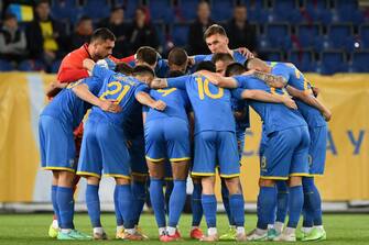 Ukraine's players before the friendly football match Ukraine v Northern Ireland in Dnipro on June 3, 2021, in preparation for the UEFA European Championship. (Photo by Sergei SUPINSKY / AFP) (Photo by SERGEI SUPINSKY/AFP via Getty Images)
