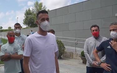 Busquets negativo dopo 12 giorni: torna in gruppo