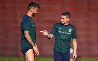 FLORENCE, ITALY - JUNE 13: Leonardo Spinazzola and Marco Verratti of Italy in action during an Italy training session at Centro Tecnico Federale di Coverciano on June 13, 2021 in Florence, Italy. (Photo by Claudio Villa/Getty Images)