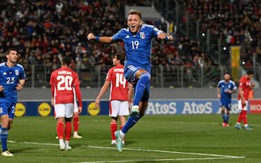 MALTA, MALTA - MARCH 26:  Mateo Retegui of Italy celebrates after scoring the goal during the UEFA EURO 2024 qualifying round group C match between Malta and Italy at the National Stadium on March 26, 2023 in Ta' Qali, Malta. (Photo by Claudio Villa/Getty Images )