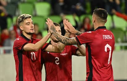 Anche l'Albania cala il tris, vince l'Inghilterra