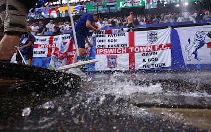 Olanda-Inghilterra, diluvio prima della semifinale