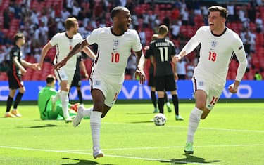 Festa Inghilterra con Sterling: 1-0 alla Croazia