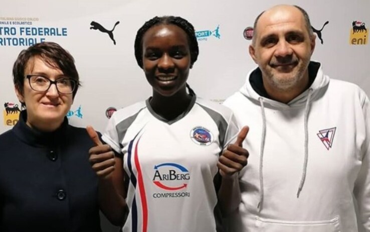 Karin Muya