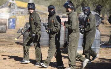 Paintball e grigliata, il Siviglia fa gruppo così