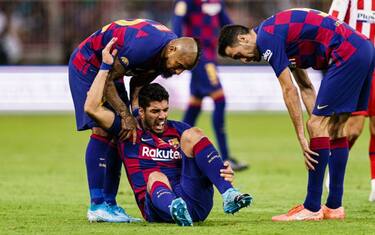 Suarez operato, stop di 4 mesi: salta Napoli-Barça