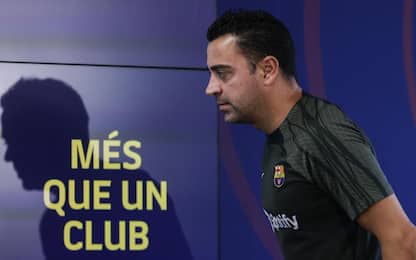 Barcellona, Xavi annuncia l'addio a fine stagione