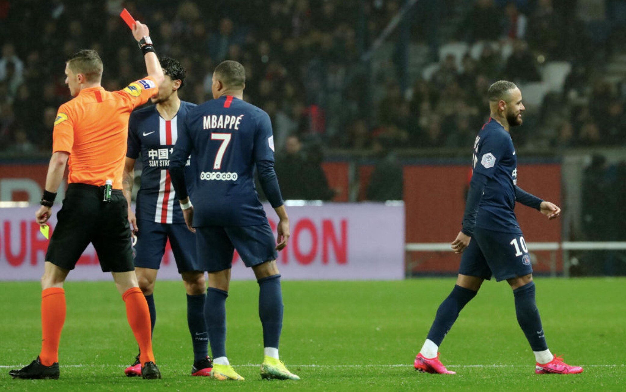 Psg Neymar Espulso Contro Il Bordeaux Fallo Di Reazione Al 90 Sky Sport