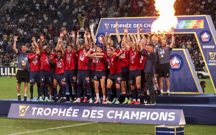 Lille remporte la Supercoupe de France : Xeka décide un grand but.  PSG ko