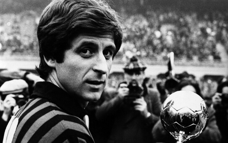 Rivera con il Pallone d'oro Rivera