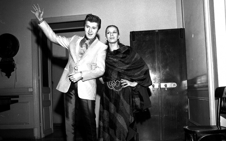 Iva Zanicchi e Bobby Solo trionfano al Festival di Sanremo del 1969 Iva Zanicchi e Bobby Solo