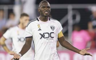 WASHINGTON, DC - SEPTEMBER 20: D.C. United forward Christian Benteke (20) questions a referee decision during a MLS game between DC United and Atlanta United FC on September 20, 2023 at Audi Field, in Washington, DC.
 (Photo by Tony Quinn/SipaUSA)