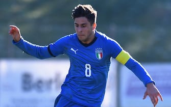 SAVIGNANO SUL RUBICONE, ITALY - DECEMBER 12:  Samuel Giovane of Italy U16 in action during the International Friendly match between Italy U16 and Turkey U16 on December 12, 2018 in Savignano sul Rubicone, Italy.  (Photo by Alessandro Sabattini/Getty Images)