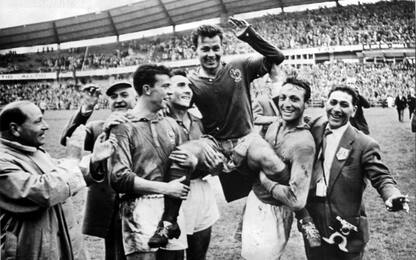 È morto Fontaine: nel '58 segnò 13 gol ai Mondiali