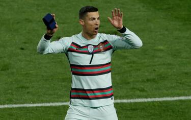 Fascia CR7 all'asta: 64mila euro per bimbo malato