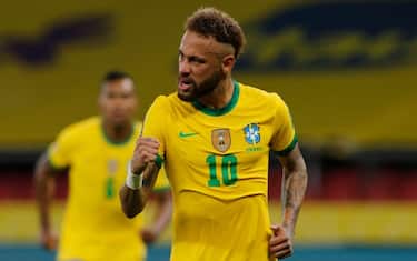 Richarlison-Neymar: il Brasile batte l'Ecuador 2-0