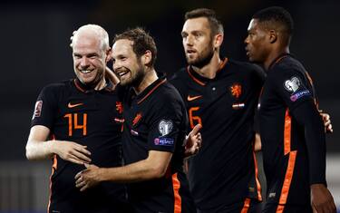 Vincono Olanda e Germania. Ramsey, gol e autogol