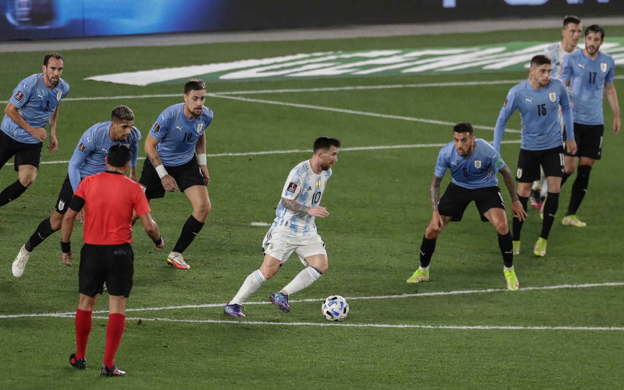Messi in Argentina-Uruguay