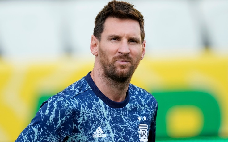 Argentina, Messi entrenando y recuperando: está disponible para el partido contra Uruguay