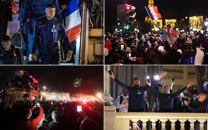 Parigi omaggia comunque i Bleus: 50mila in festa