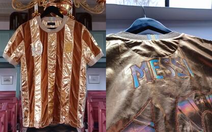 Messi, la maglia Mondiale diventa un'opera...d'oro