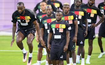 epa10317960 Cameroon's players attend a training session of the national soccer team in preparation for the FIFA World Cup Qatar 2022 in Ar-Rayyan, near Doha, Qatar, 21 November 2022.  EPA/LAURENT GILLIERON