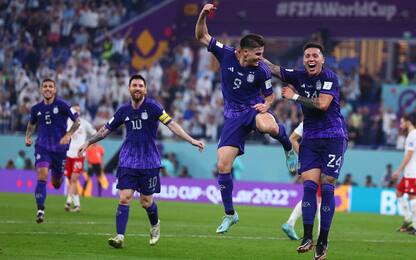 Argentina agli ottavi da prima: 2-0 alla Polonia