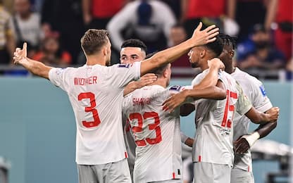 Svizzera batte Serbia 3-2 e vola agli ottavi