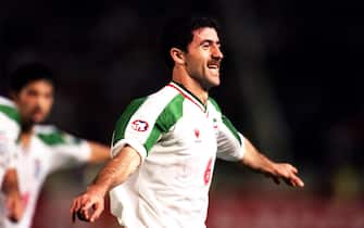 Soccer - Asian Cup 2000 - Group A - Lebanon v Iran