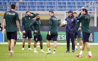 Italy’s coach Roberto Mancini (second from R) reacts    during the training session at Giuseppe Meazza stadium. Italy will face Spain for the Uefa semifinal Nation League. Milan 5 October 2021.
ANSA / MATTEO BAZZI