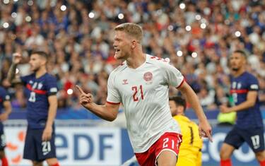 Cornelius abbatte la Francia: 2-1 Danimarca