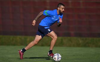 FLORENCE, ITALY - JUNE 02: Leonardo Spinazzola of Italy in action during a Italy training session at Centro Tecnico Federale di Coverciano on June 02, 2022 in Florence, Italy. (Photo by Claudio Villa/Getty Images)