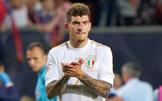 Giovanni Di Lorenzo (Italy) applauds fans  during  Semifinal - Spain vs Italy, football UEFA Nations League match in Enschede, Netherlands, June 15 2023