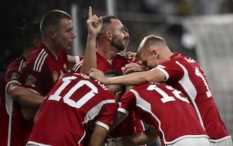 epa10202252 Players of Hungary celebrate their 1-0 lead during the UEFA Nations League soccer match between Germany and Hungary in Leipzig, Germany, 23 September 2022.  EPA/FILIP SINGER