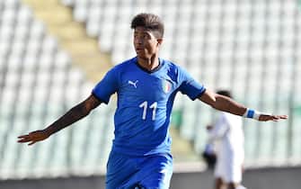 SIENA, ITALY - FEBRUARY 13:  Eddie Salcedo Mora of Italy celebrates after scoring a goal for 2-1 during the International Friendly match between Italy U19 and France U19 at Stadio Artemio Franchi on February 13, 2019 in Tamai di Siena, Italy.  (Photo by Giuseppe Bellini/Getty Images)