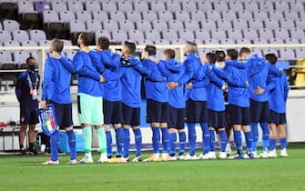 Italy's team players during national anthem before the UEFA Nations League soccer match between Italy and Bosnia-Herzegovina at the Artemio Franchi stadium in Florence, Italy, 4 September 2020ANSA/CLAUDIO GIOVANNINI