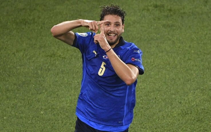 Manuel Locatelli segna una doppietta contro la Svizzera a Euro 2020