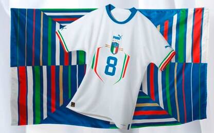 Italia, svelata la nuova seconda maglia: FOTO