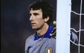 Italy's goalkeeper Dino ZOFF at the 1982 FIFA World Cup in Spain. (Photo by SVEN SIMON/picture alliance via Getty Images)