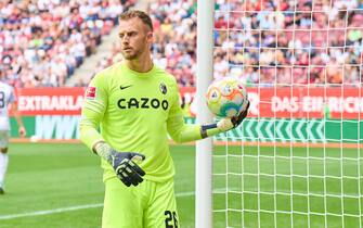 Mark FLEKKEN, goalkeeper FRG 26 
in the match
FC AUGSBURG - SC FREIBURG 0-4
1.German Football League on Aug 06, 2022 in Augsburg, Germany. Season 2022/2023, matchday 1, 1.Bundesliga, FCB, Munich, 1.Spieltag
Photographer: ddp images / star-images 

 - DFL REGULATIONS PROHIBIT ANY USE OF PHOTOGRAPHS as IMAGE SEQUENCES and/or QUASI-VIDEO -
