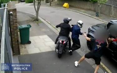 Ozil-Kolasinac, una condanna per la tentata rapina