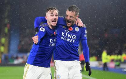 Il Leicester vola con Vardy: 2-0 all'Arsenal