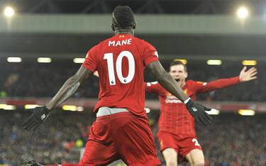 Gol e polemiche, Klopp batte Pep 3-1: Reds in fuga