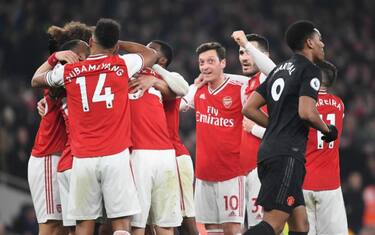 Pepé-Sokratis, l'Arsenal batte 2-0 il Man United