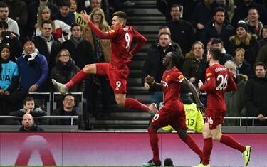 Inarrestabile Liverpool, anche il Tottenham va ko